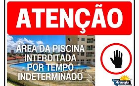 Aptos Atras Da Passarela Do Caranguejo